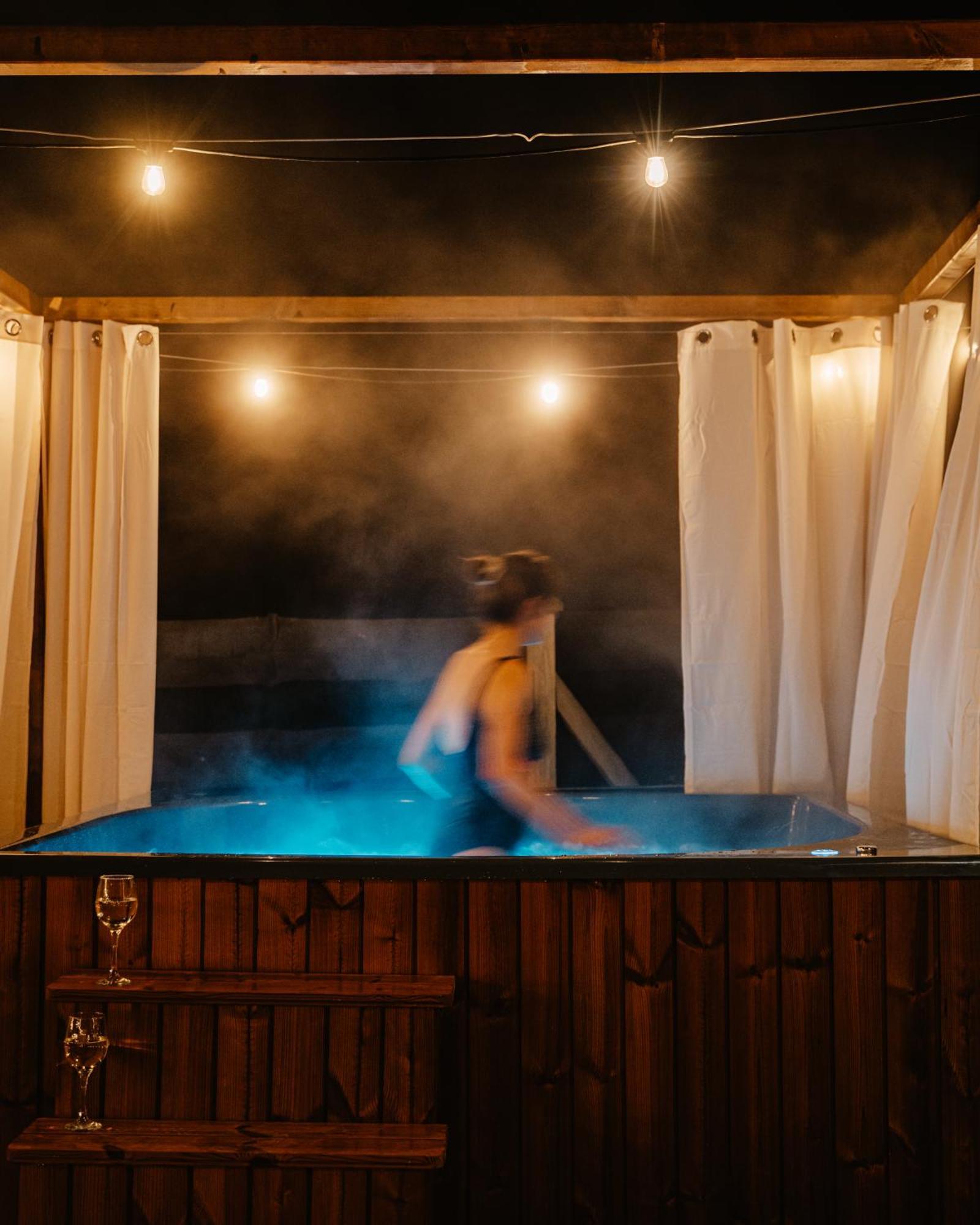 Sarnia Laka Domek 1 Z Prywatnym Jacuzzi Stronie Śląskie Extérieur photo
